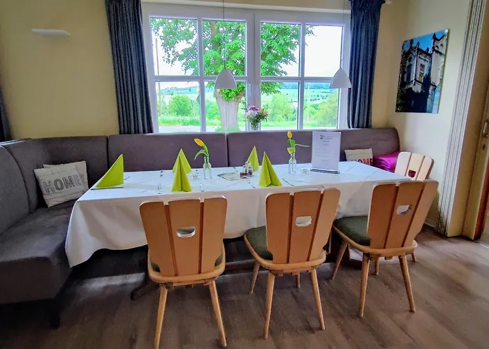 Zur Altenburg * Kalefeld